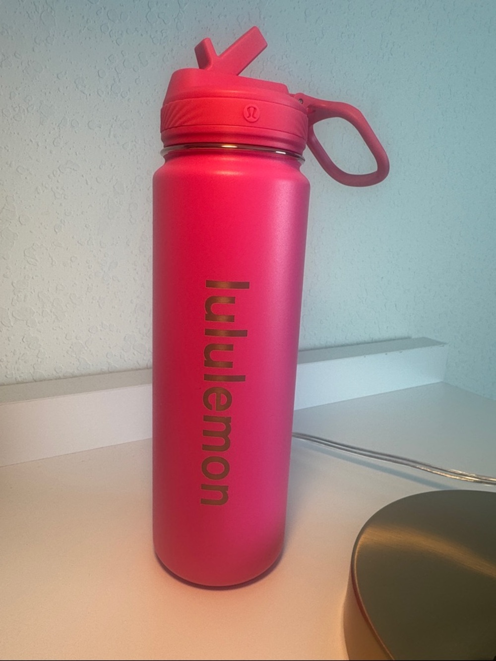 Lululemon 24oz Back to Life Sport Bottle – Bright  Sonic Pink